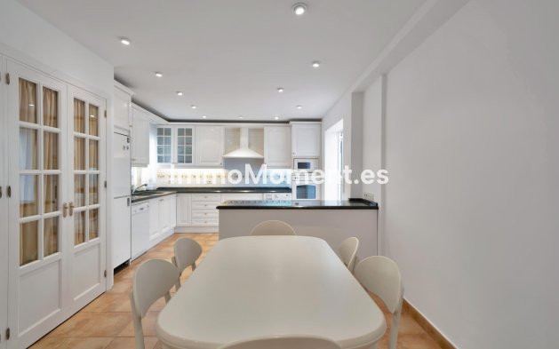 Wiederverkauf - Wohnung - Marbella - Marbella Centro