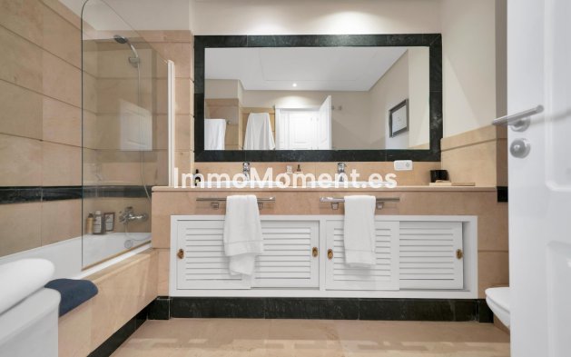 Wiederverkauf - Wohnung - Marbella - Bahía de Marbella