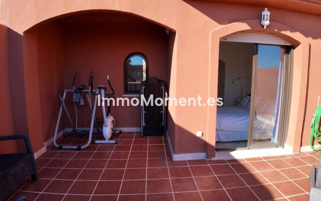 Resale - Apartment - Estepona - Estepona Centro