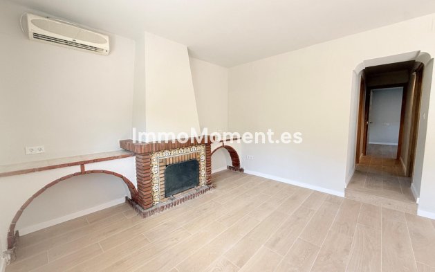 Reventa - Casa de campo - Interior  - Coín