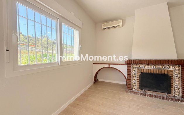 Reventa - Casa de campo - Interior  - Coín