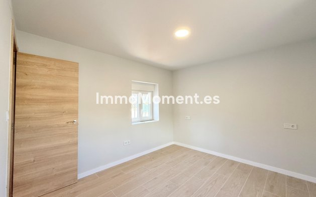 Reventa - Casa de campo - Interior  - Coín