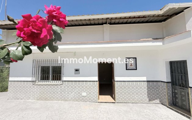 Reventa - Casa de campo - Interior  - Coín