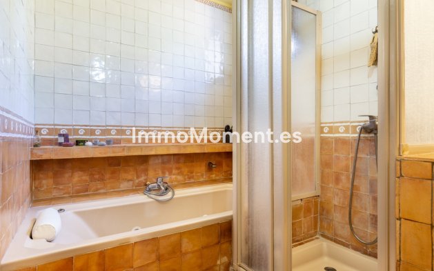 Resale - Villa - Marbella - Elviria