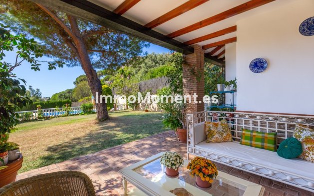 Resale - Villa - Marbella - Elviria