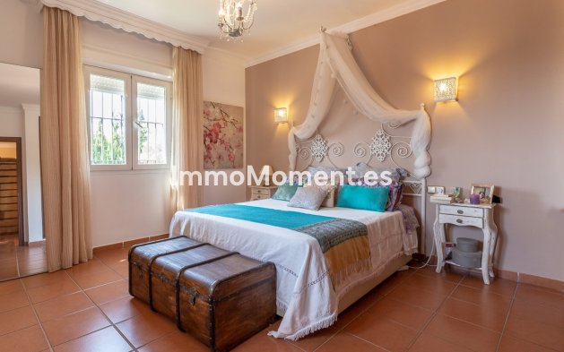 Wiederverkauf - Villa - Marbella - Marbella Centro