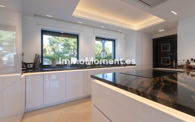 Revente - Villa - Marbella - Elviria