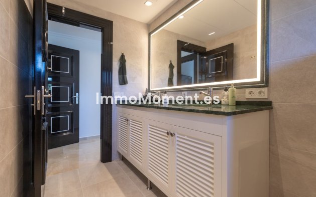 Revente - Villa - Marbella - Elviria