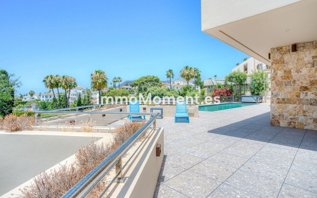 Wiederverkauf - Villa - Marbella - Elviria