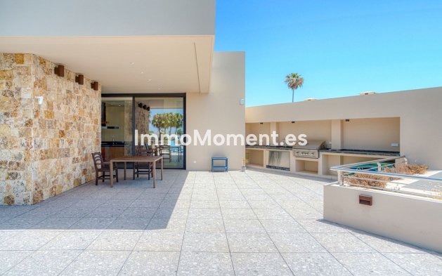 Wiederverkauf - Villa - Marbella - Elviria