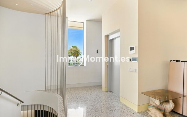 Wiederverkauf - Villa - Marbella - Elviria