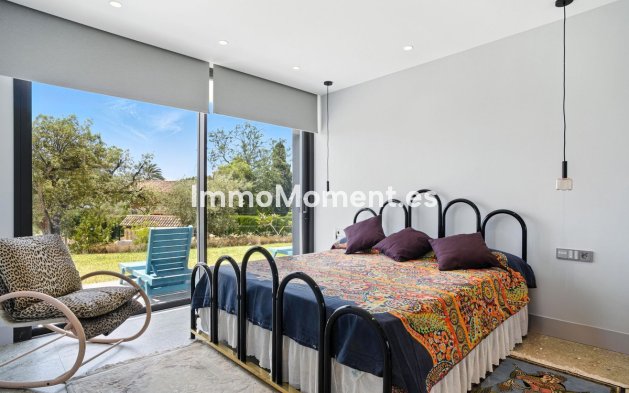 Wiederverkauf - Villa - Marbella - Elviria