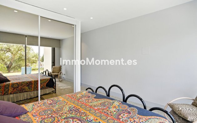 Wiederverkauf - Villa - Marbella - Elviria