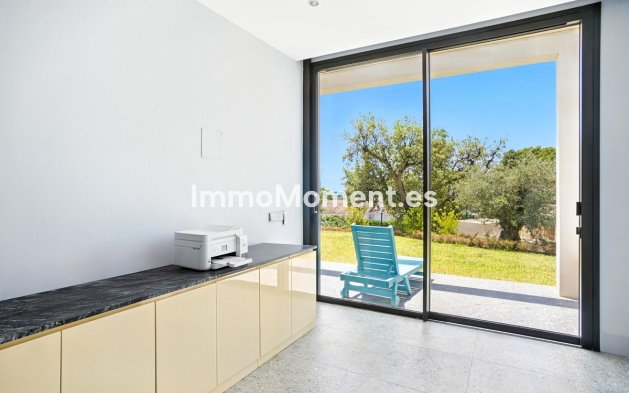 Wiederverkauf - Villa - Marbella - Elviria