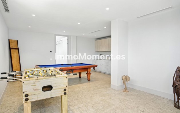 Wiederverkauf - Villa - Marbella - Elviria