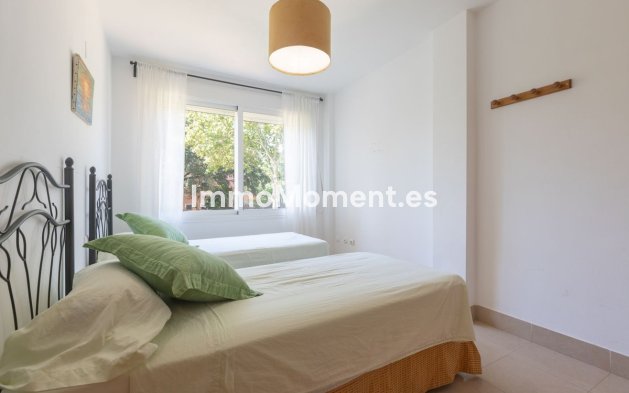 Reventa - Apartamento - Marbella - Elviria