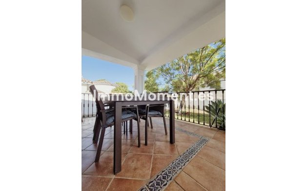 Resale - Villa - Marbella - San Pedro de Alcántara