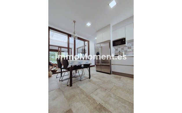 Resale - Villa - Marbella - San Pedro de Alcántara