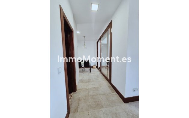 Resale - Villa - Marbella - San Pedro de Alcántara