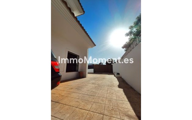 Resale - Villa - Marbella - San Pedro de Alcántara