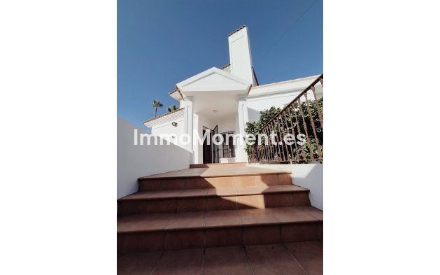 Resale - Villa - Marbella - San Pedro de Alcántara