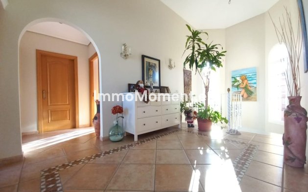 Wiederverkauf - Villa - Marbella - San Pedro de Alcántara