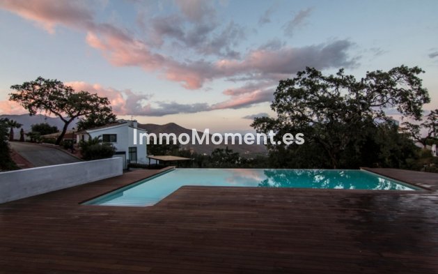 Reventa - Villa - Marbella - La Mairena