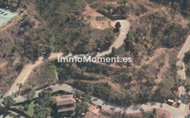 Wiederverkauf - Land - Marbella - La Mairena