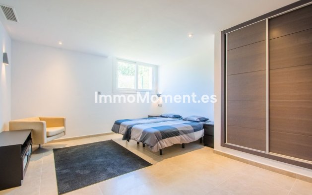 Revente - Villa - Marbella - La Mairena