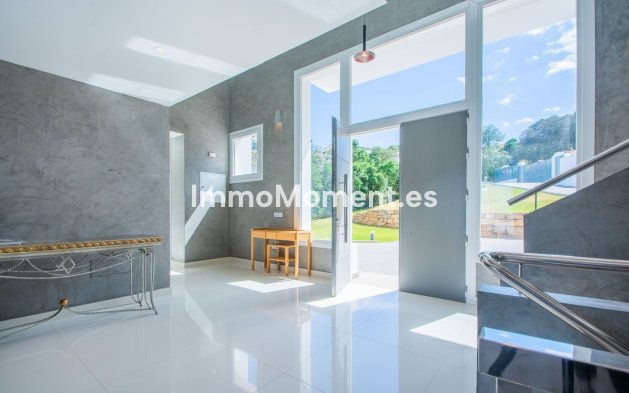 Revente - Villa - Marbella - La Mairena