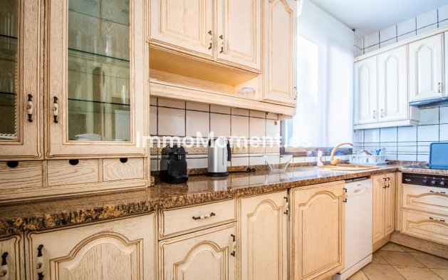 Resale - Apartment - Estepona - New Golden Mile