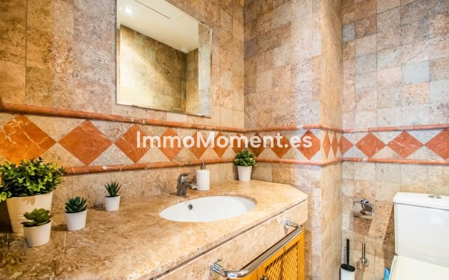 Resale - Apartment - Estepona - New Golden Mile