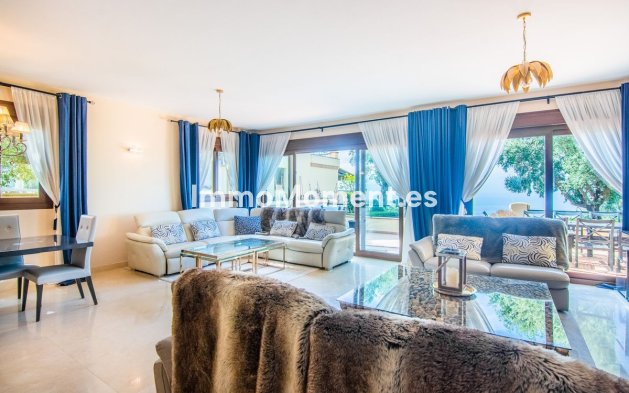 Reventa - Villa - Marbella - La Mairena