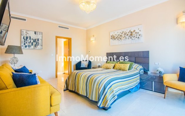 Reventa - Villa - Marbella - La Mairena