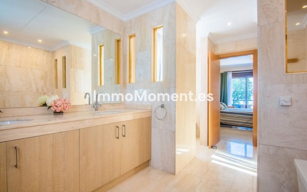 Reventa - Villa - Marbella - La Mairena