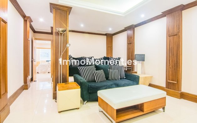 Reventa - Villa - Marbella - La Mairena