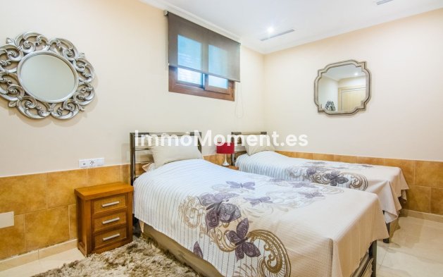 Reventa - Villa - Marbella - La Mairena