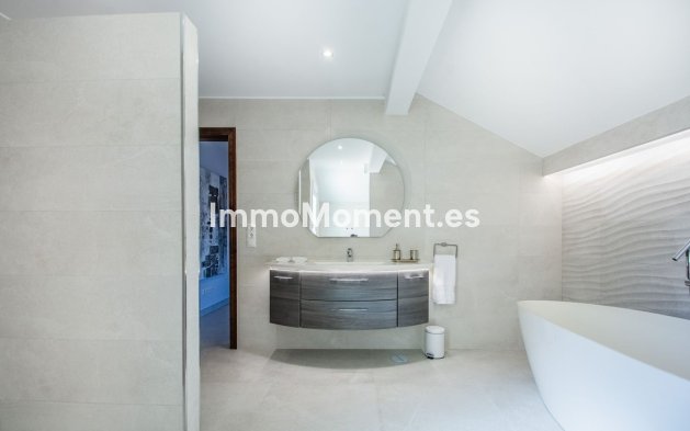 Revente - Villa - Marbella - La Mairena