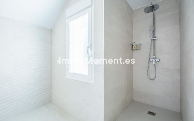Revente - Villa - Marbella - La Mairena