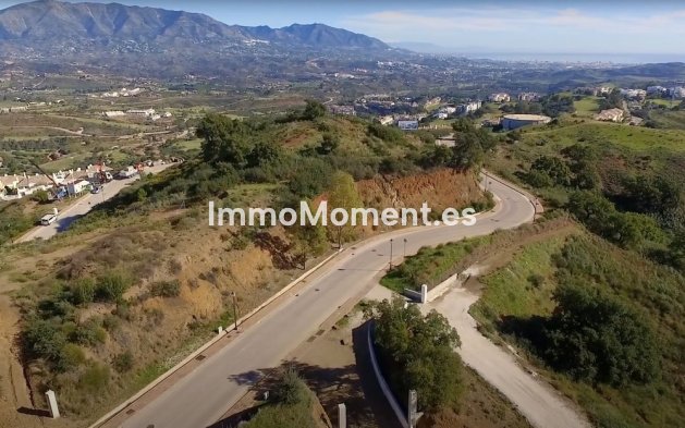 Reventa - Terreno - Marbella - La Mairena