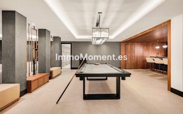 Resale - Villa - Estepona - Estepona Centro