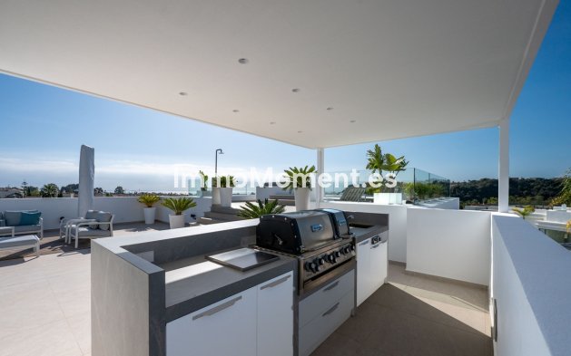 Resale - Villa - Estepona - Estepona Centro