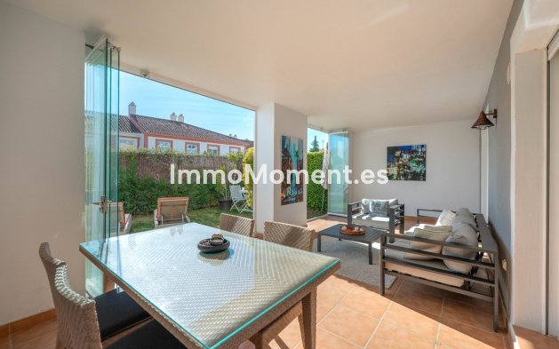 Reventa - Apartamento - Estepona  - Estepona Centro