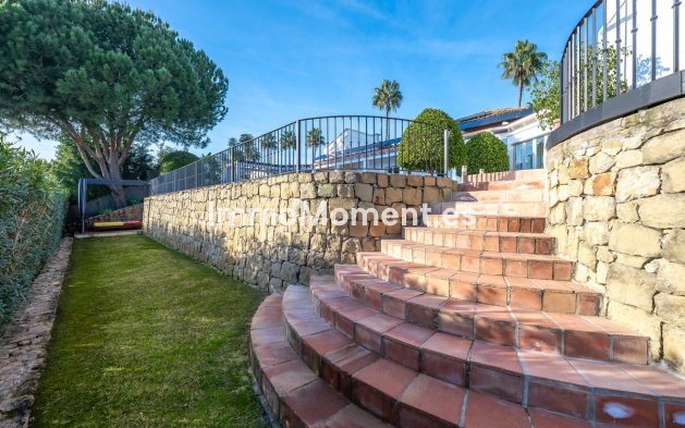 Resale - Villa - Sotogrande