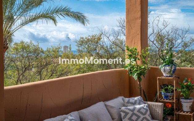 Resale - Apartment - Marbella - Elviria