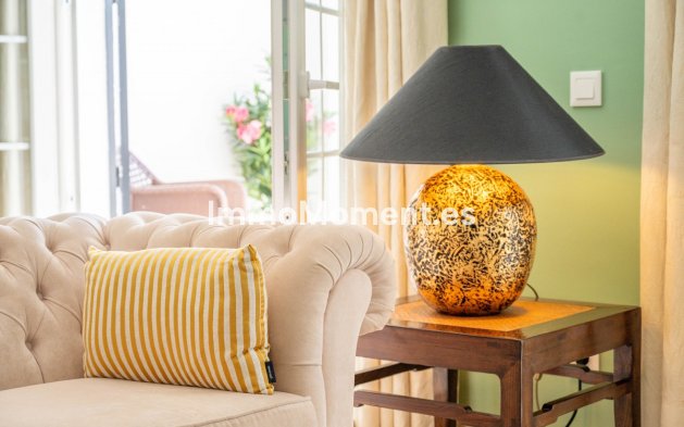 Resale - Townhouse - Marbella - Nueva Andalucía