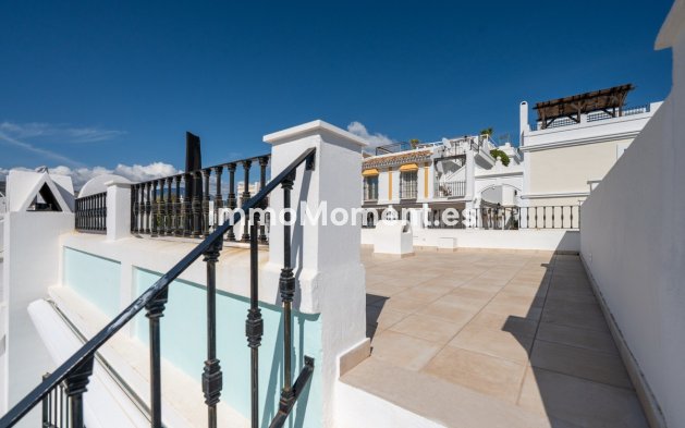 Resale - Townhouse - Marbella - Nueva Andalucía