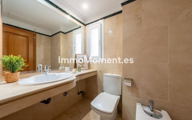 Wiederverkauf - Villa - Marbella - Santa Clara