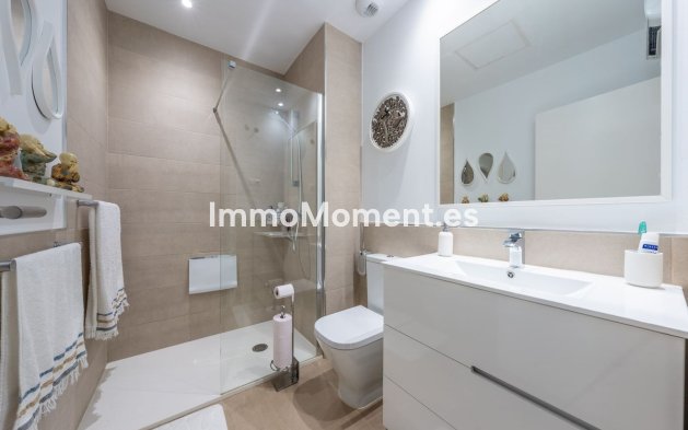 Revente - Maison mitoyenne - Manilva