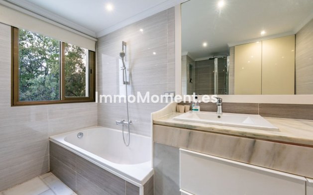 Revente - Appartement - Marbella - Elviria